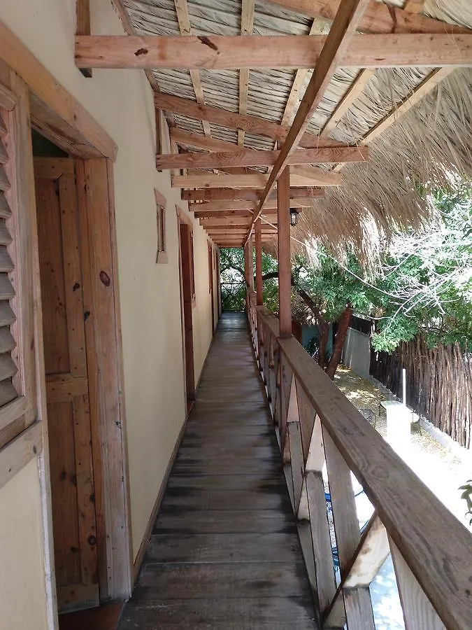 Hotel Loro Tuerto Barahona