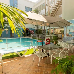 https://la-casona-dorada.santodomingobesthotels.com